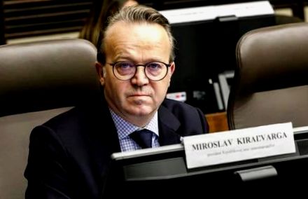 Bruksela dołącza do krytyki słowackiego podatku od transakcji w obawie o konkurencyjność