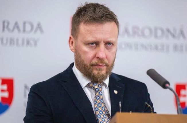 Co poszło nie tak w rządowym badaniu szczepionek na Słowacji?