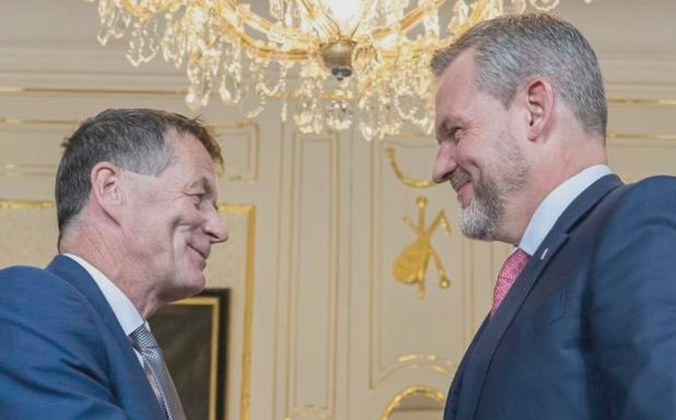 Przegląd wiadomości: Brutalna grupa przestępcza w Bratysławie aresztowana
