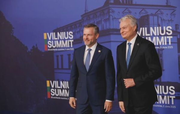 Przegląd wiadomości: Propozycja Pellegriniego dotycząca wydatków na obronę upada