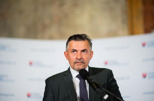 Przegląd wiadomości: Zaginięcie damy z renesansu, ministerstwo zbywa 'głupie pytania'