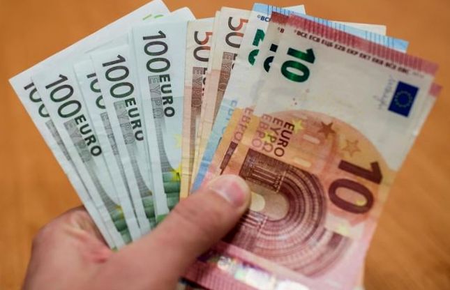 Słowacy będą świętować Dzień Wolności Podatkowej 25 dni później niż Czesi w tym roku
