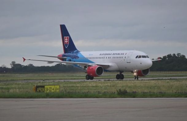 Przegląd wiadomości: Były szef SIS uniewinniony z zarzutów korupcji