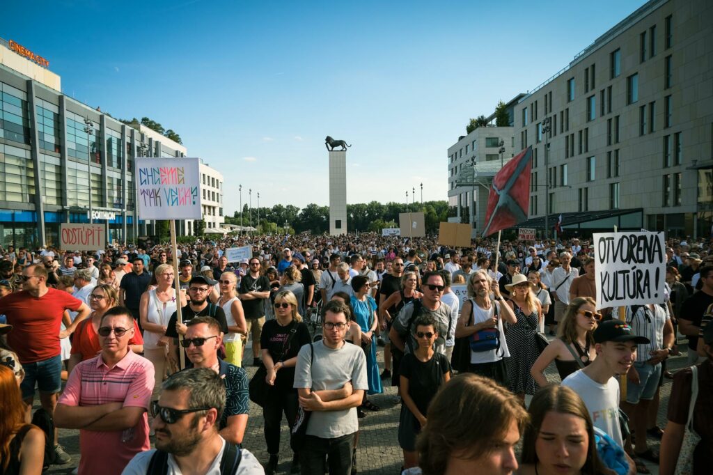 Raport UE ostrzega przed zagrożeniami dla demokracji na Słowacji
