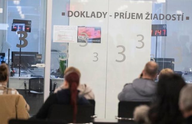 Nie trzeba stać w kolejce w Policji ds. Cudzoziemców, aby aktywować BOK