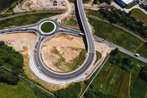 Przegląd wiadomości: Parada Równości w Bratysławie przyciąga rekordowy tłum pomimo cięć budżetowych