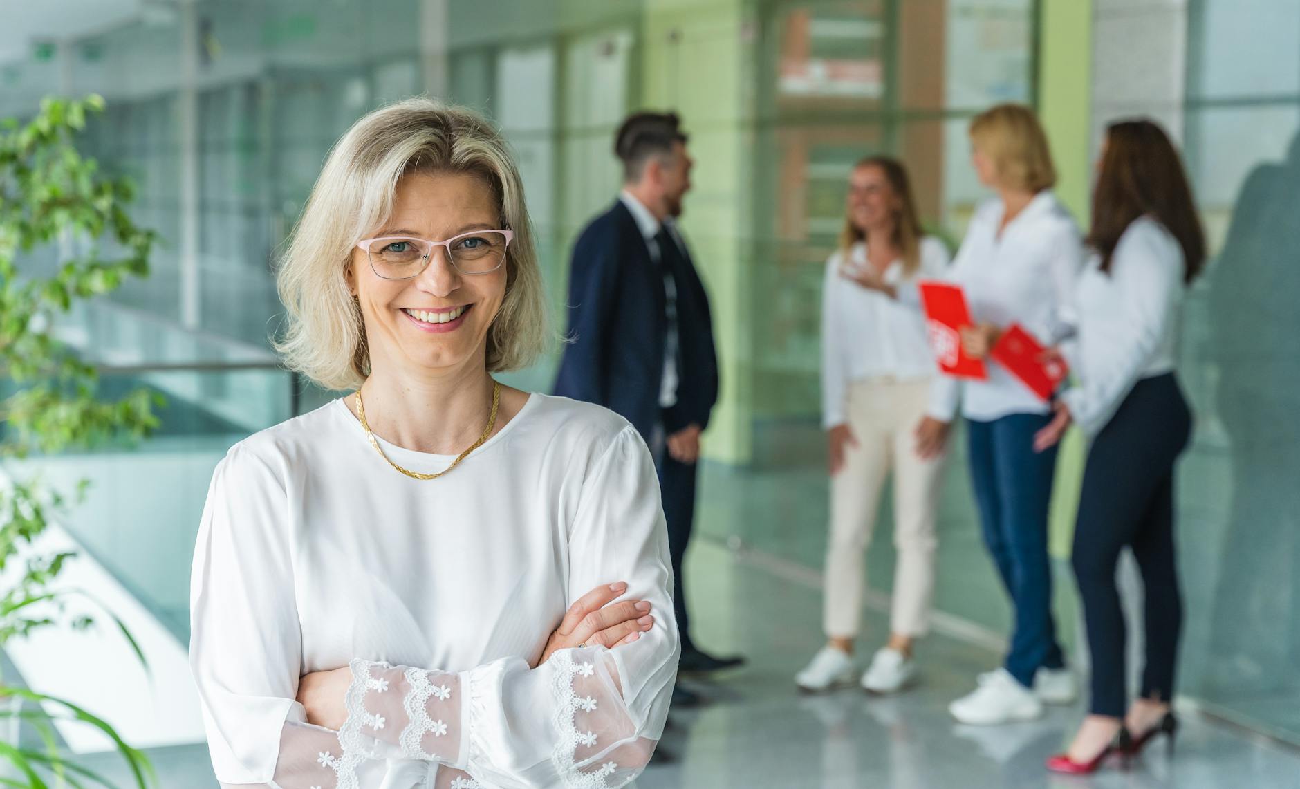 Od marzeń o pielęgniarstwie do liderki HR: Jak Miroslava Rychtárechová kształtuje Tesco Słowacja