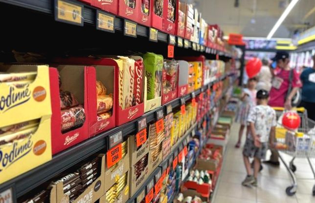 Inflacja osiąga 19-miesięczny szczyt przez utrzymujące się wysokie ceny żywności i usług