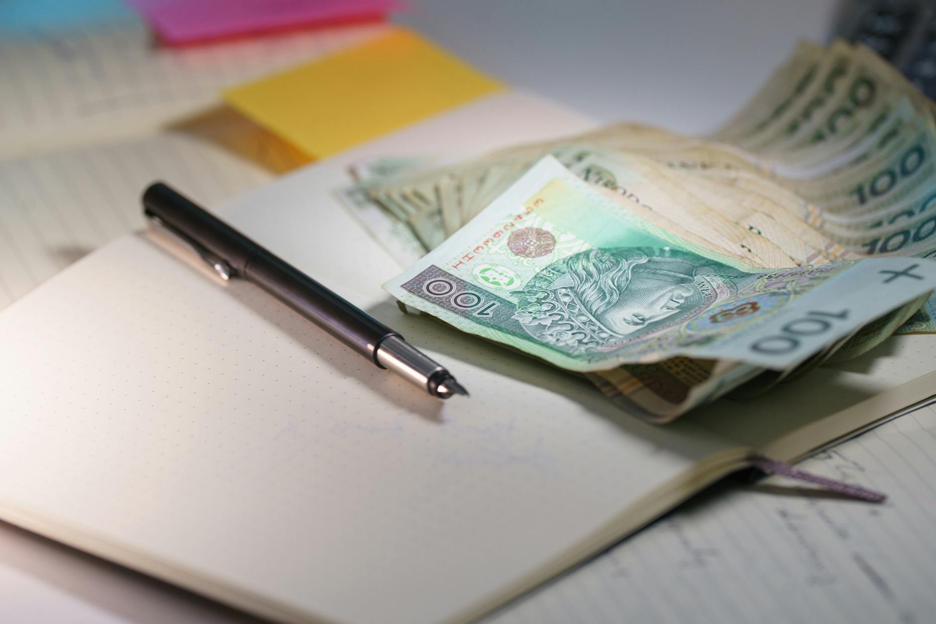 Wealthy Slovaks give tens of thousands annually, new survey finds
